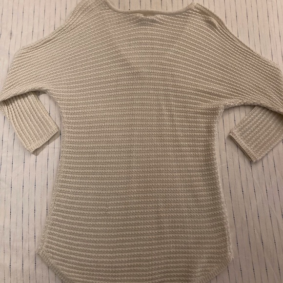 Sparkly off white V neck top - Picture 2 of 5